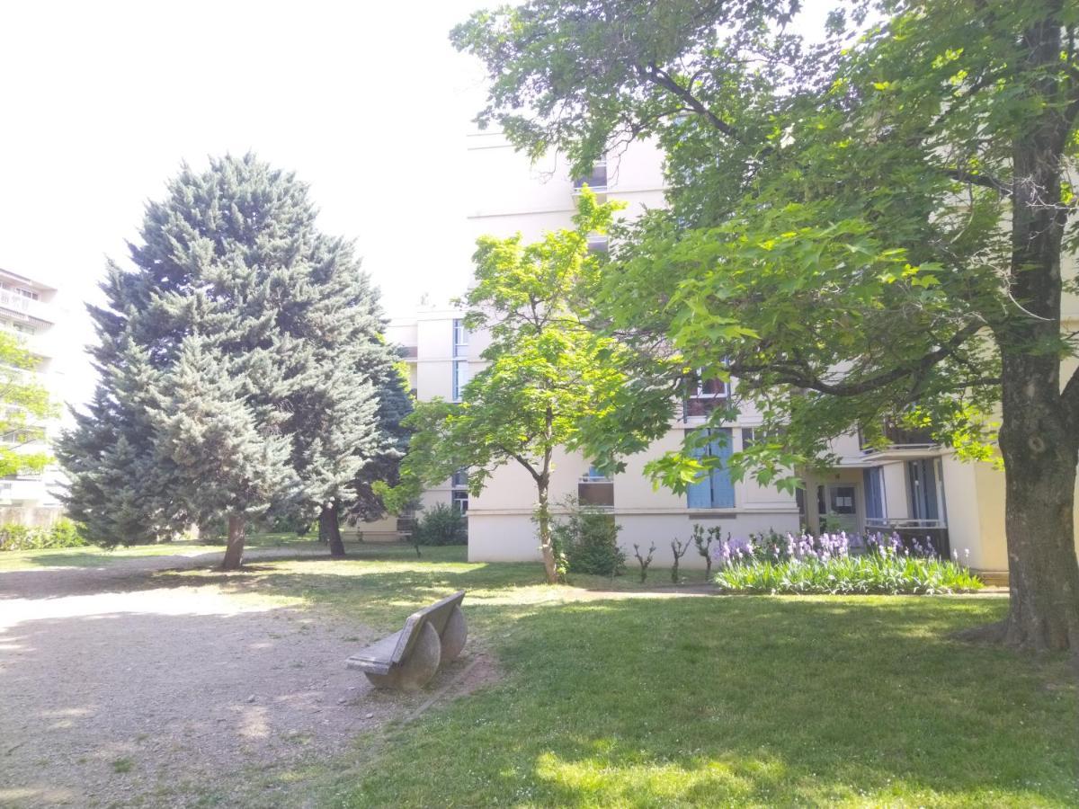 Résidence du parc des Tilleuls de Lyon Exterior foto